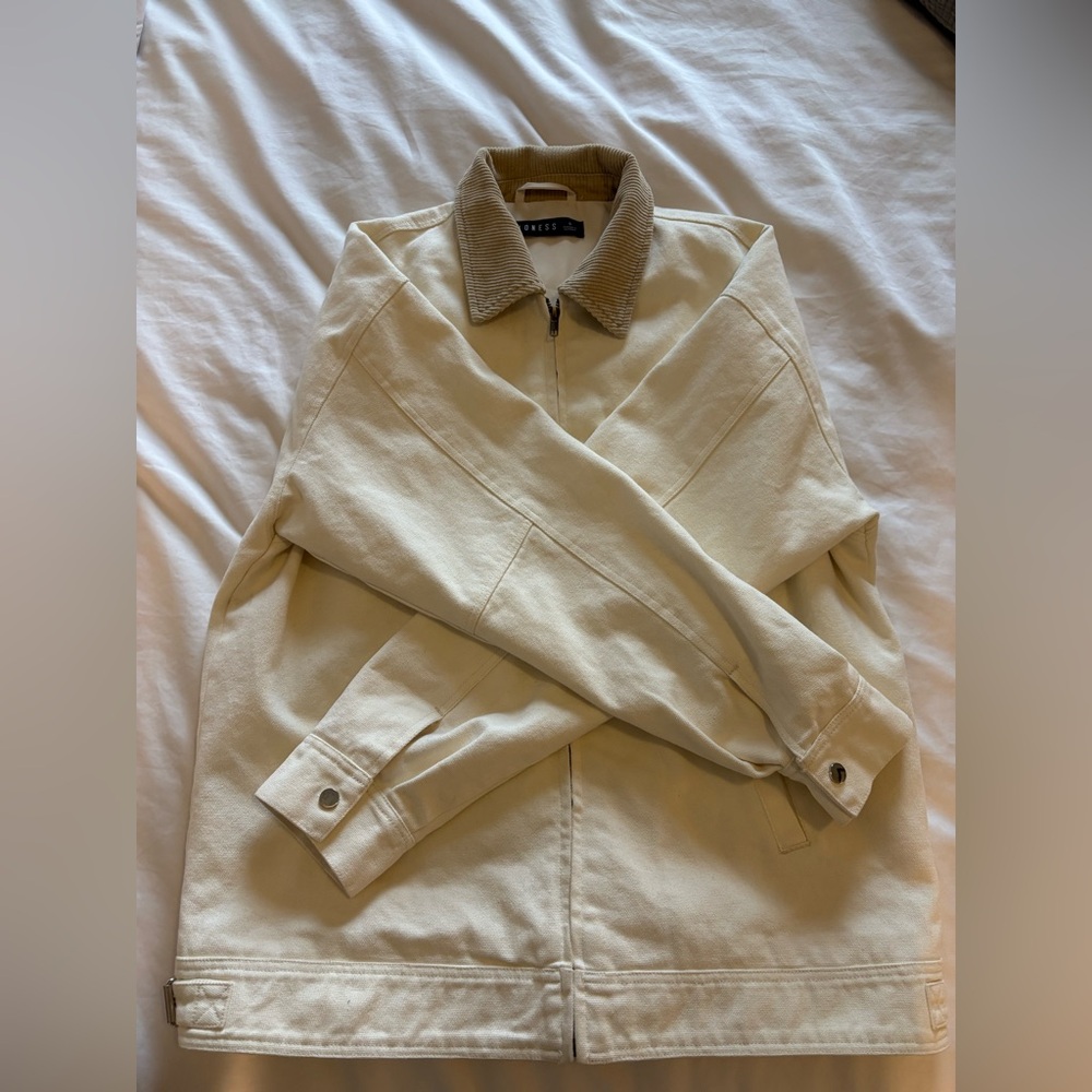 Lioness Cream Teddy Jacket with Tan Collar - Picture 3 of 5